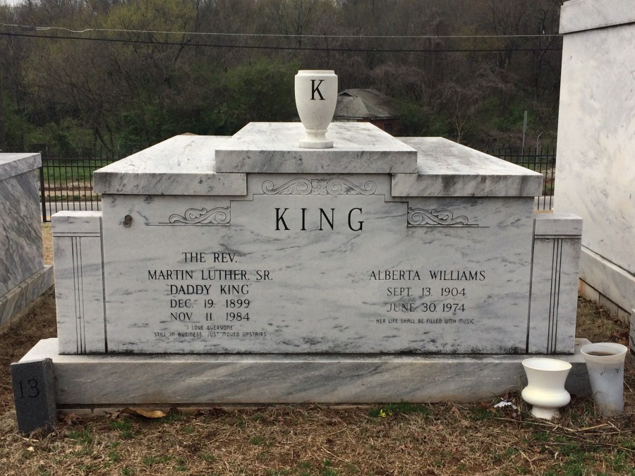 Daddy King grave