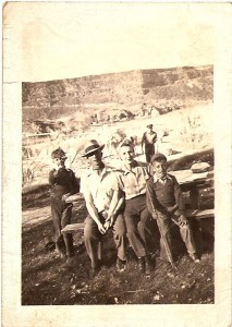 Dad, left, in the early 1940s with Gramps, overlooking  the Snake River Canyon in Idaho where he helped build a beautiful golf course. On the right are my grandmother Valna Hiskey and uncle, Babe Hiskey 