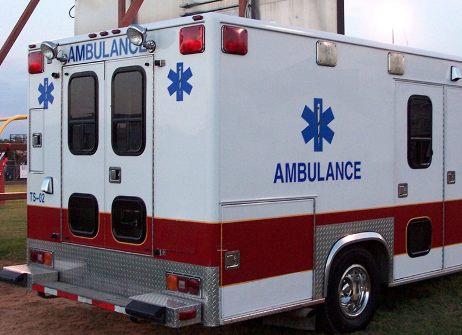 ambulance la tour d'aigues