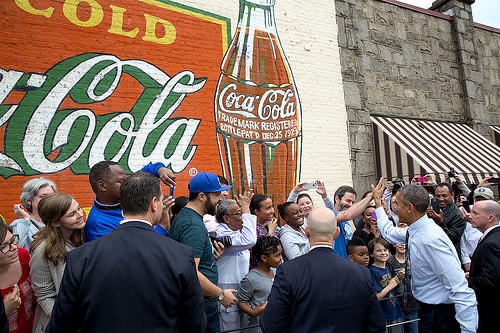 Manuel's Coke sign Obama