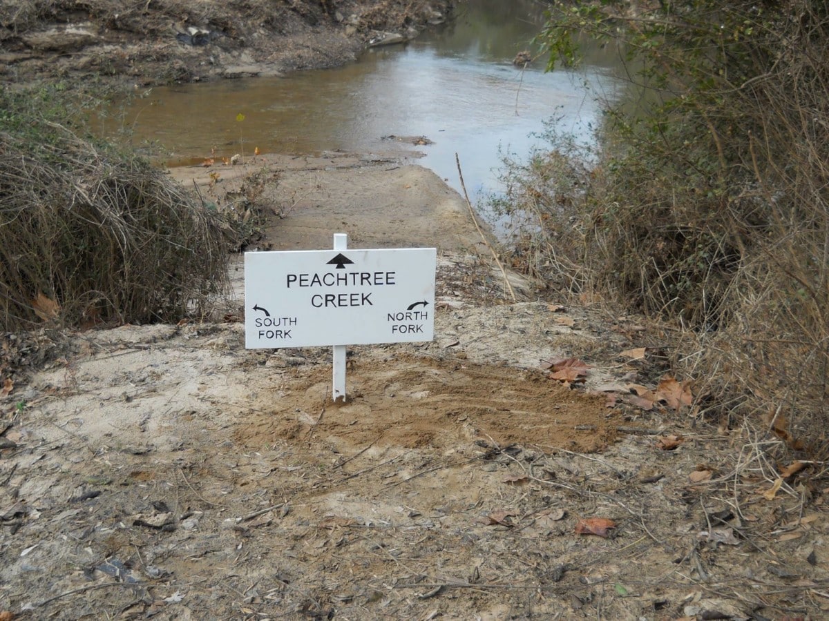 Peachtree Creek, Confluence sign