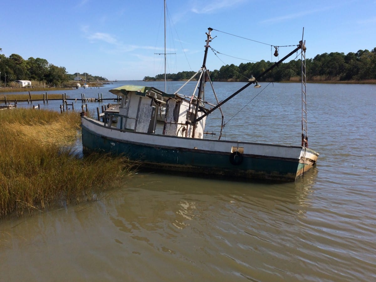 Apalachicola, sunk fishing boat