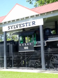 Downtown Sylvester, train locomotive