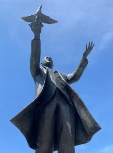 Martin Luther King Jr Atlanta statue Basil Watson 2021