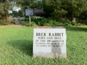 Brer Rabbit was kidnapped from this pedestal in Eatonton. Credit: Stanley Lines